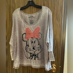 Disney world Minnie shirt XL